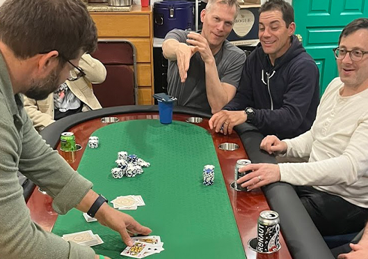 Miya Table Review - Poker Game